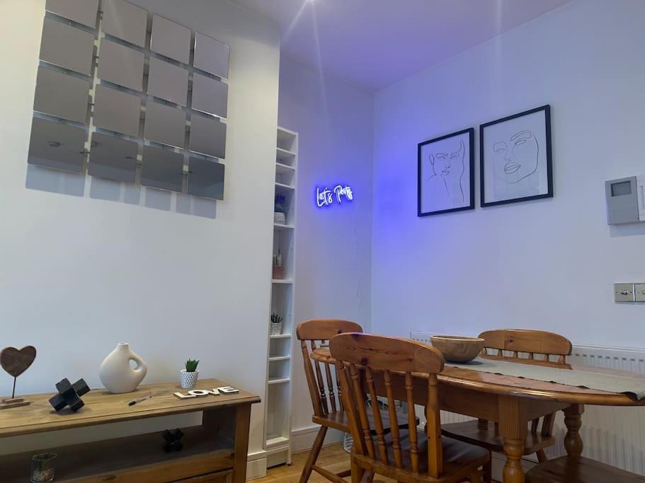Putney , Modern-flawless ! Appartamento Londra